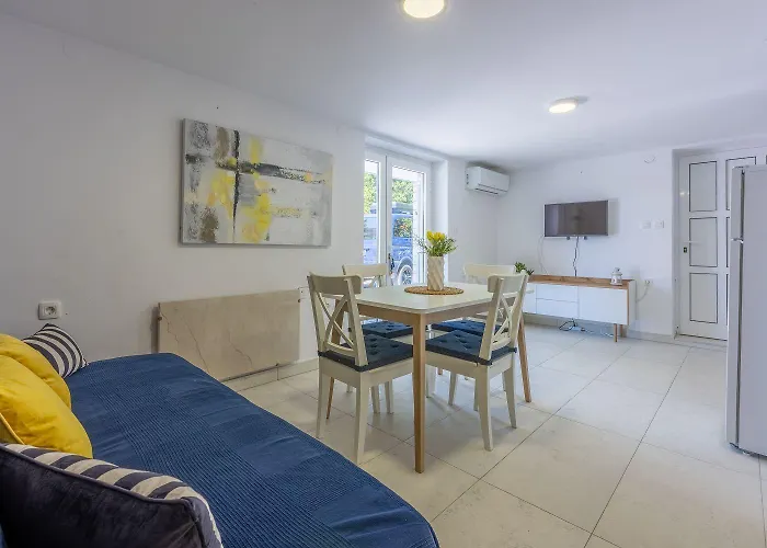 Modernes Nur 300 Meter Zum Mit Grillplatz Und Privatparkplatz Apartment *