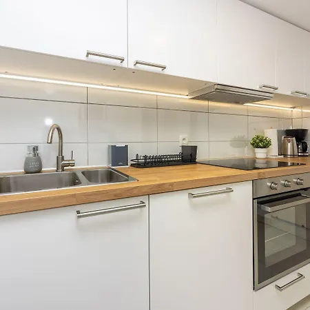 Modernes Nur 300 Meter Zum Mit Grillplatz Und Privatparkplatz Apartment Dramalj